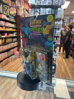 Captain Leonardo 2570 (Vintage TMNT Ninja Turtles, Playmates) **SEALED**