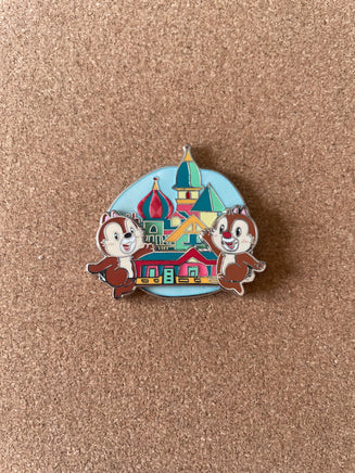 Hong Kong chip n dale in front of mysterymynor (Walt Disney World, Pin Traders) - Bitz & Buttons