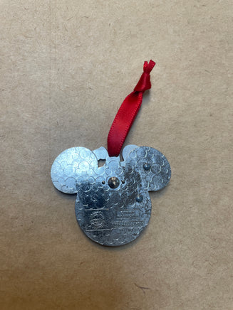 Minnie Mistletoe misses (Walt Disney World, Pin Traders) - Bitz & Buttons