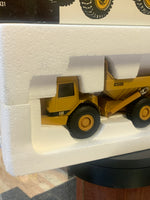 Caterpillar D350D Articulated Dump Truck 1/50 Scale ( Vintage ERTL, CAT) - Bitz & Buttons