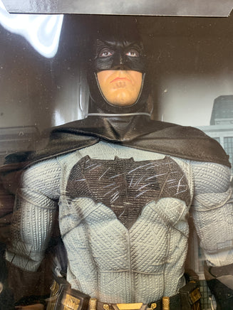 Batman v Superman 1/4 Scale (Neca, DC Comics) **SEALED** - Bitz & Buttons