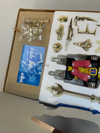 Metal Diecast 5 Lions Form A (Voltron Defender, Trendmasters) **COMPLETE** - Bitz & Buttons