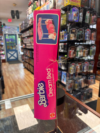 Barbie Dream Bed #5641 (Barbie, Mattel) **Unused Contents** - Bitz & Buttons