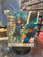 Super Saiyan god Vegito (Bandai SH Figuarts, Dragon-ball Z) **COMPLETE**