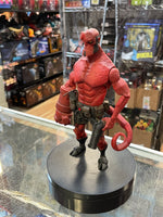 Hellboy (Vintage Hellboy, Mezco Toyz) INCOMPLETE