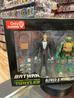 Alfred & Michelangelo 2 Pack (Batman Vs Teenage Ninja Turtles, DC Collectibles) SEALED