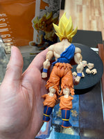 Super Saiyan Son Goku Awakening (Dragon Ball Z, Bandai SH Figuarts) **COMPLETE**