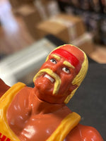 Bearhug Hulk Hogan 7229 (WWE WWF, Hasbro)