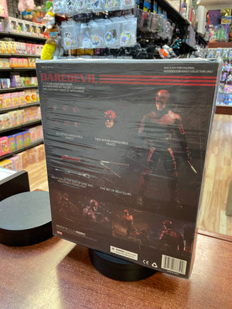 Netflix Daredevil (Marvel, Mezco One:12) **COMPLETE** - Bitz & Buttons