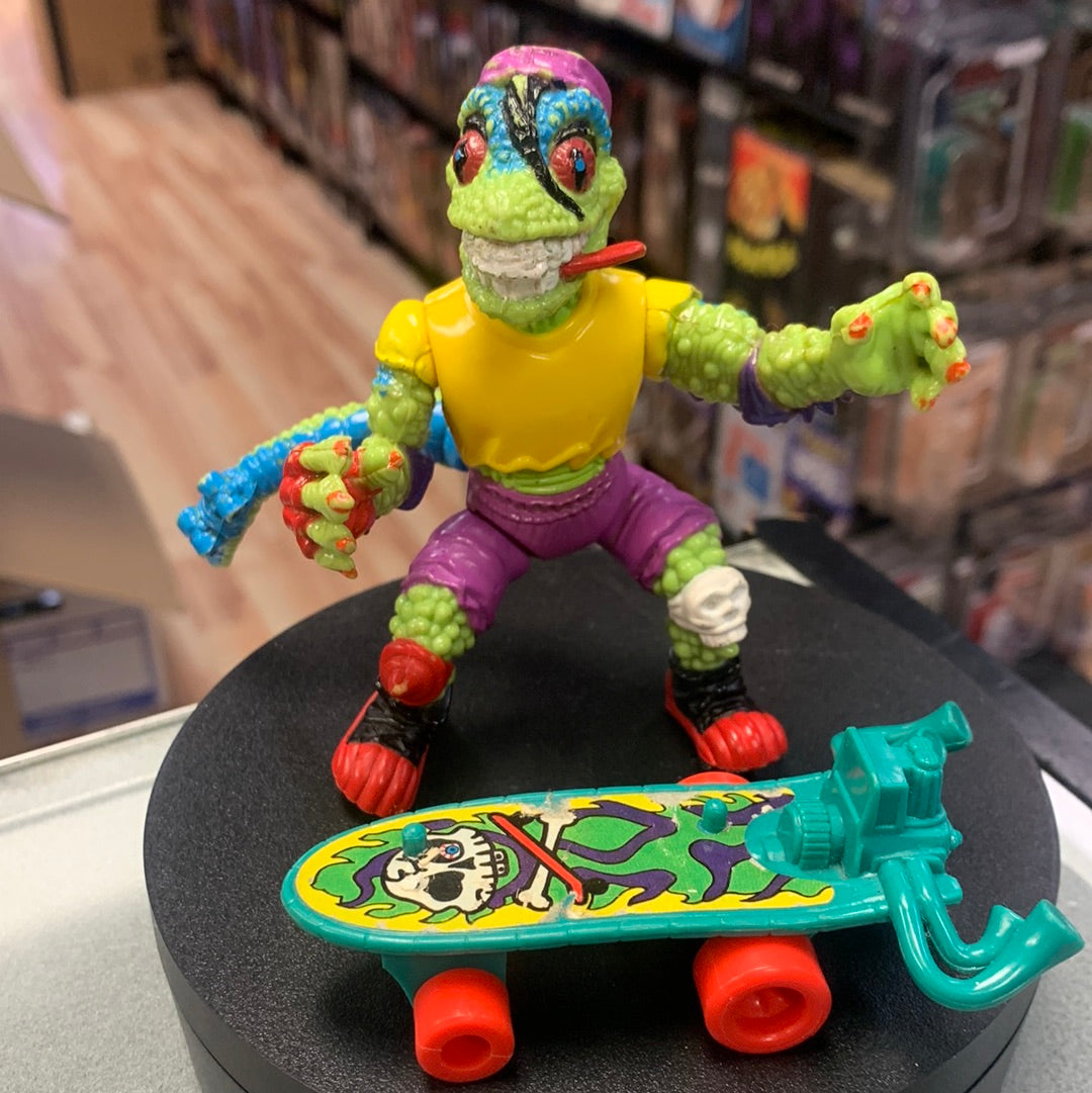 Mondo Gecko 0824 (Vintage TMNT NInja Turtles, Playmates) COMPLETE