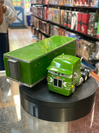 Gil Hauler (Pixar Cars, Mattel Diecast) **LOOSE** - Bitz & Buttons