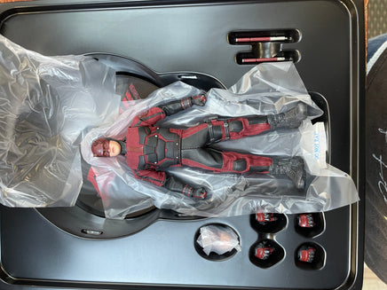 Netflix Daredevil (Marvel, Mezco One:12) **COMPLETE** - Bitz & Buttons