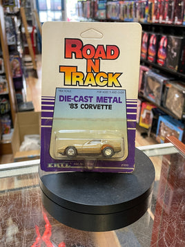 Corvette '83 -Road N Track- (Vintage Diecast, ERTL)  **SEALED**