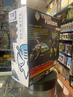 Sky Bite Voyager Class (Transformers Generations Thrilling 30, Hasbro) - Bitz & Buttons