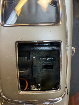 James Bond 007 Aston Martin DB5 1/24 Scale (Danbury Mint, Diecast) - Bitz & Buttons