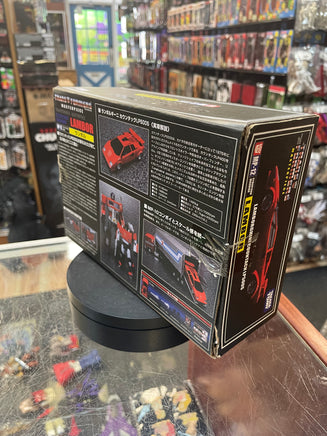 MP-12 Cybertron Warrior Sideswipe Lambor (Transformers Masterpiece, Takara Tomy) COMPLETE - Bitz & Buttons