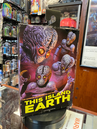 Island Earth Metaluna Mutant (Universal Monsters, NECA) **Scratch Dent** - Bitz & Buttons