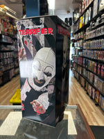 Mega Scale Terrifier (Mezco, Terrifier) **SEALED**