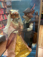 Robin Hood & Maid Marian (Disney Designer Series, Robin Hood) SEALED - Bitz & Buttons