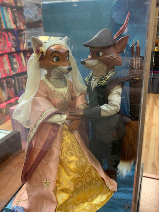 Robin Hood & Maid Marian (Disney Designer Series, Robin Hood) SEALED - Bitz & Buttons