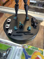 Kaiju No 8 (Bandai SH Figuarts, Kaiju 8) COMPLETE