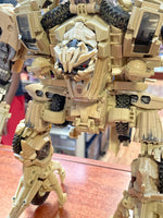 Bonecrusher MPM-14 (Transformers Masterpiece, Takara Tomy) INCOMPLETE