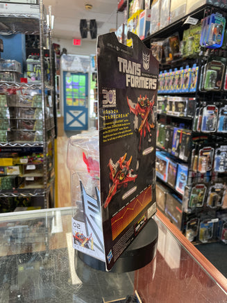 Armada Starscream Deluxe Class (Transformers Generations Thrilling 30, Hasbro) - Bitz & Buttons