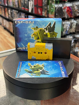 CST-02J Justice Iron Paw Cassette (Transformers KO, KFCTOYS) COMPLETE - Bitz & Buttons