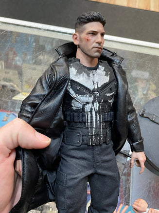 The Punisher TMS004 (Marvel, Hot Toys) **COMPLETE** - Bitz & Buttons