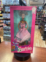 Parisian Barbie #9843 (Barbie, Mattel) **SEALED**