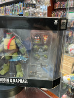Robin & Raphael 2 Pack (Batman Vs Teenage Ninja Turtles, DC Collectibles) SEALED