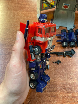 Optimus Prime Original 1984 (Transformers Retro G1, Hasbro) INCOMPLETE - Bitz & Buttons