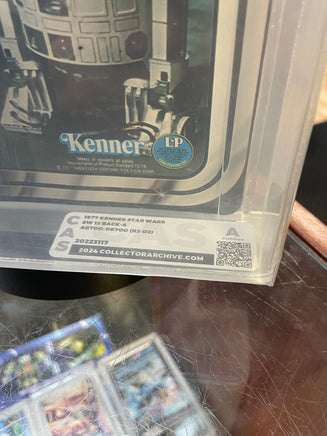 R2-D2 Artoo Detoo 12A Back (Vintage Star Wars, Kenner) GRADED - Bitz & Buttons