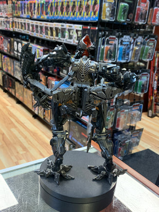 The Fallen Leader Class (Transformers Studio. Series, Hasbro) COMPLETE - Bitz & Buttons