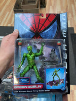 Green Goblin With Pumpkin Bomb Firing Goblin Glider Series 2 (Vintage Spider-Man, Toy Biz) SEALED