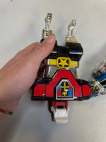 Metal Diecast 5 Lions Form A (Voltron Defender, Trendmasters) **COMPLETE** - Bitz & Buttons