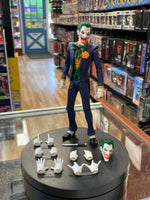 Hush Joker No 142 (DC Comics, Mafex Medicom) COMPLETE - Bitz & Buttons