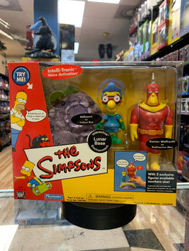 Lunar Base with Fallout Milhouse & Radioactive Man  (Vintage Simpsons, Playmates) SEALED