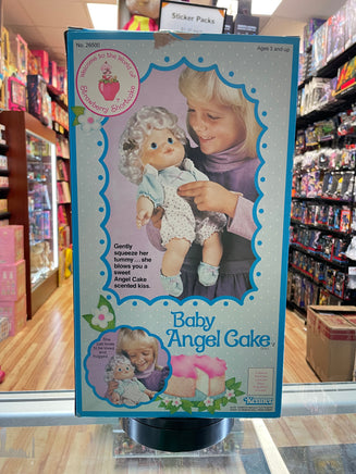 Baby Angel Cake with Box (Vintage Strawberry Shortcake, Kenner) - Bitz & Buttons