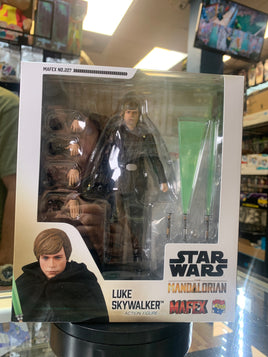 Luke Skywalker Mafex 227(Star Wars Mandalorian, Medicom) SEALED - Bitz & Buttons
