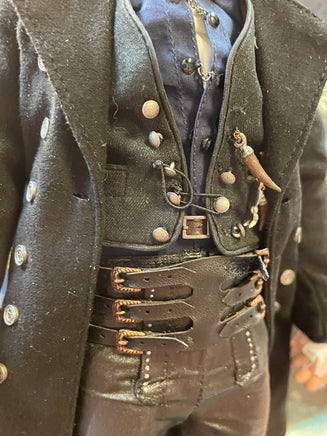 Gellert Grindelwald MMS513 (Fantastic Beasts Crimes Of The Grindelwald, Sideshow Hot Toys) COMPLETE - Bitz & Buttons