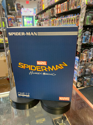 Spider-Man One:12 (Mezco, Spider-Man Homecoming) COMPLETE - Bitz & Buttons