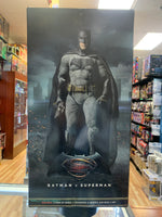 Batman v Superman 1/4 Scale (Neca, DC Comics) **SEALED** - Bitz & Buttons