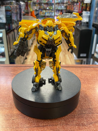 Bumblebee Deluxe Class (Transformers Dark Of The Moon, Hasbro) **COMPLETE** - Bitz & Buttons