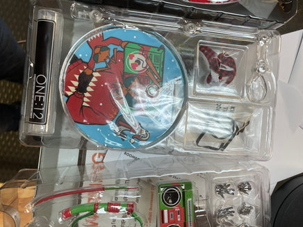 Holiday Gomez Exclusive 6" (Mezco, One:12) COMPLETE - Bitz & Buttons