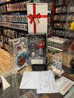 Holiday Gomez Exclusive 6" (Mezco, One:12) COMPLETE - Bitz & Buttons