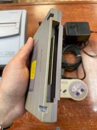 SNES JR Console with Super Mario World (SNES Super Nintendo, Vintage Video Games) **COMPLETE/TESTED** - Bitz & Buttons
