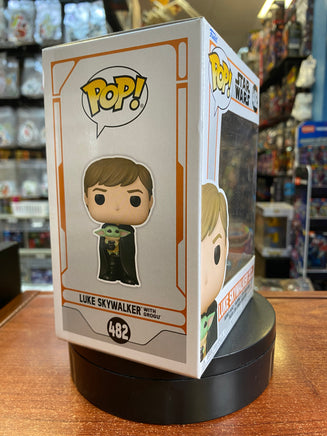 Luke Skywalker With Grogu #482 (Funko Pop, Star Wars) - Bitz & Buttons