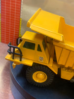 Caterpillar Compact Dumptruck 1/70 (Vintage JOAL, CAT) - Bitz & Buttons