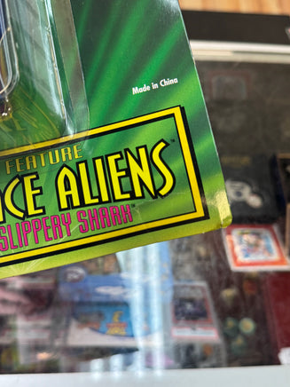 Slippery Shark Evil Space Aliens (Vintage MMPR Power Rangers, Bandai) SEALED - Bitz & Buttons